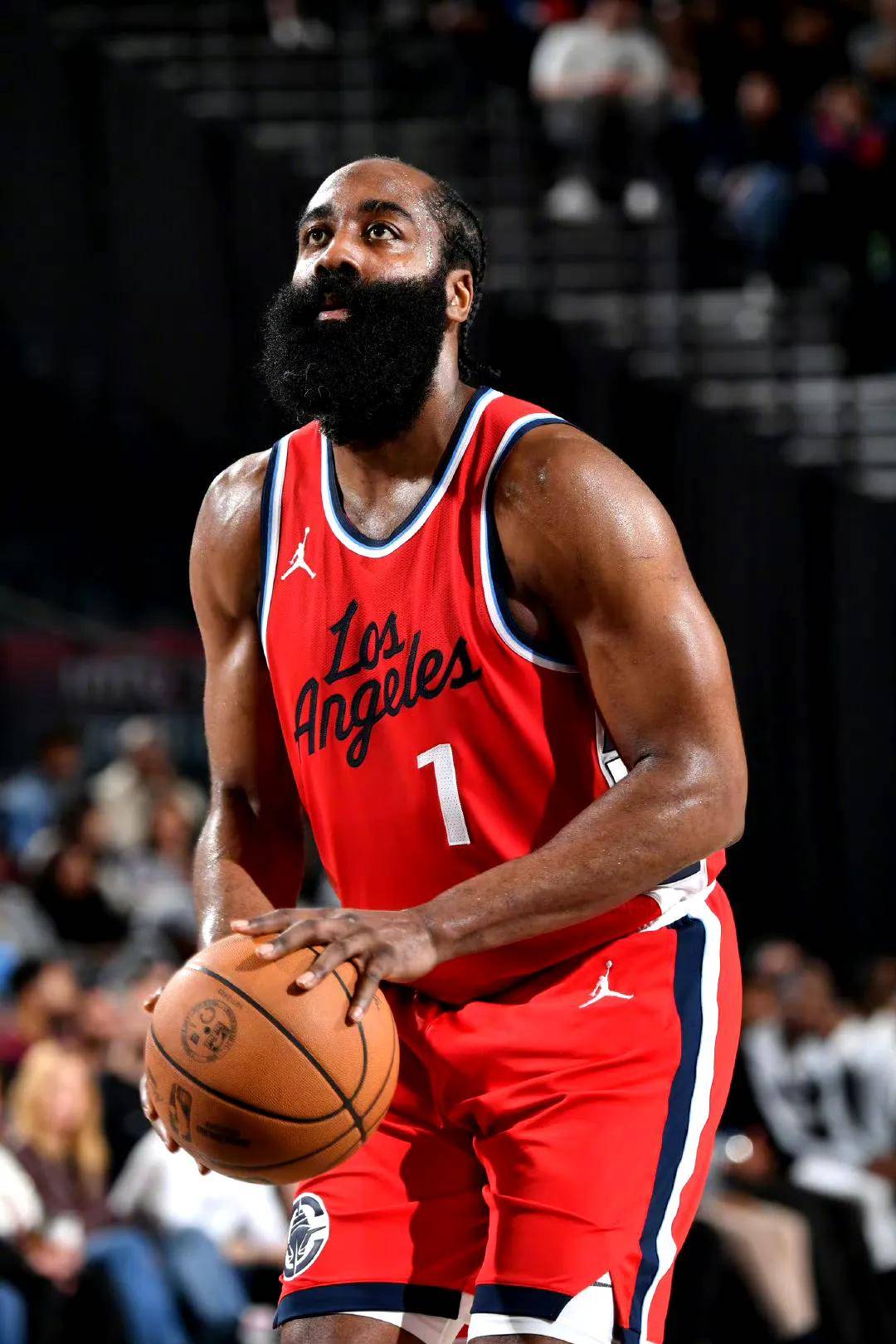 包含快船队战绩暴涨，外线火力全面爆发争霸西部的词条