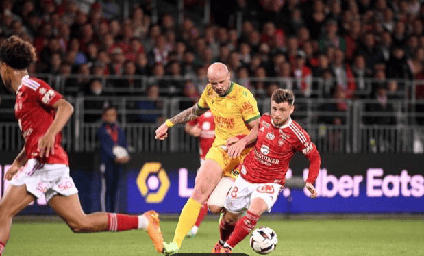 关于尼斯将为客场比赛迎战南特，争取分数的信息