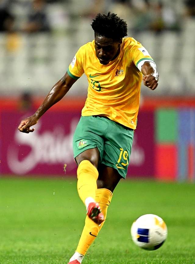 包含澳大利亚球队闯入亚冠淘汰赛的词条