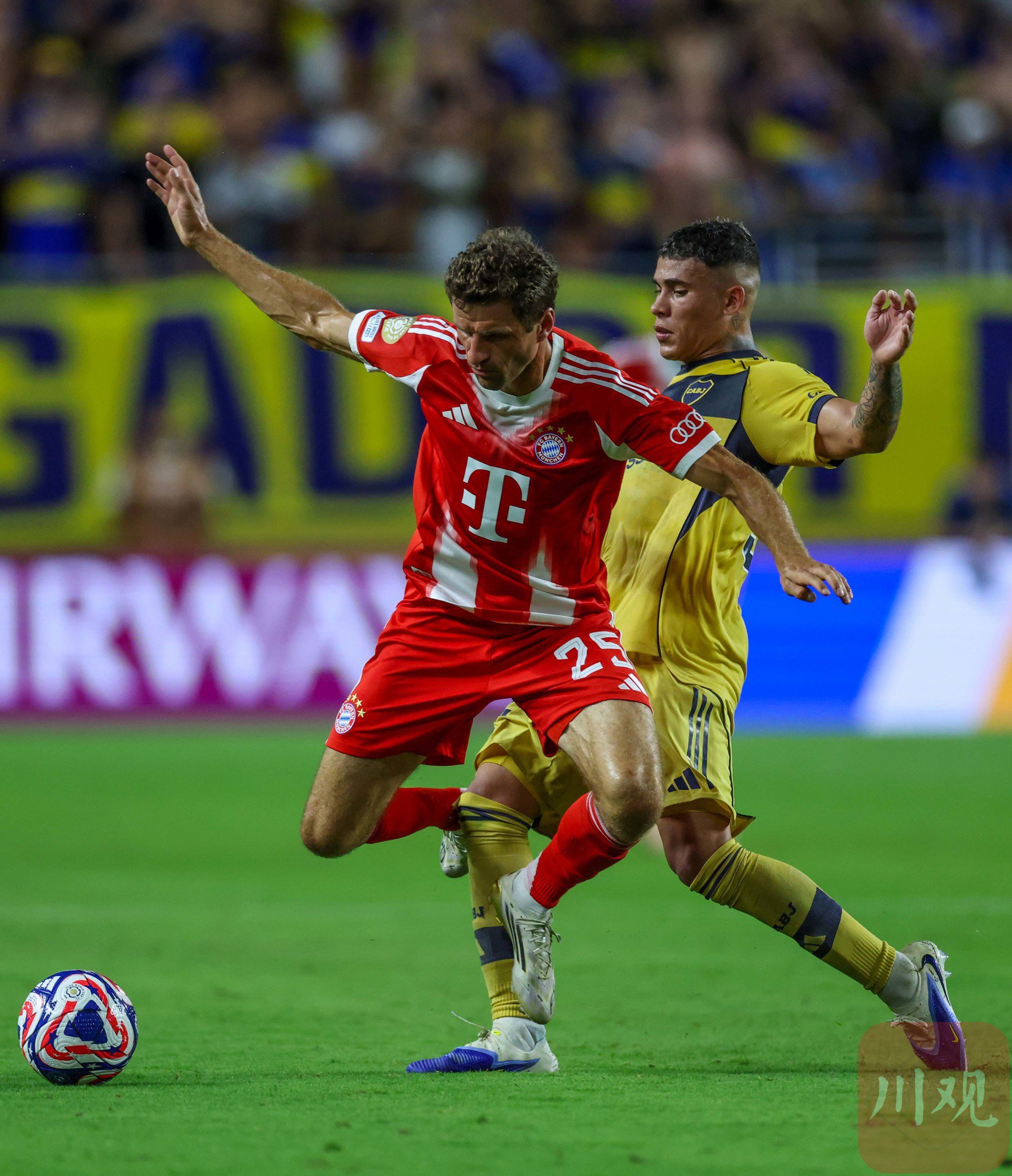 包含拜仁慕尼黑队球员获欧洲金靴奖的词条