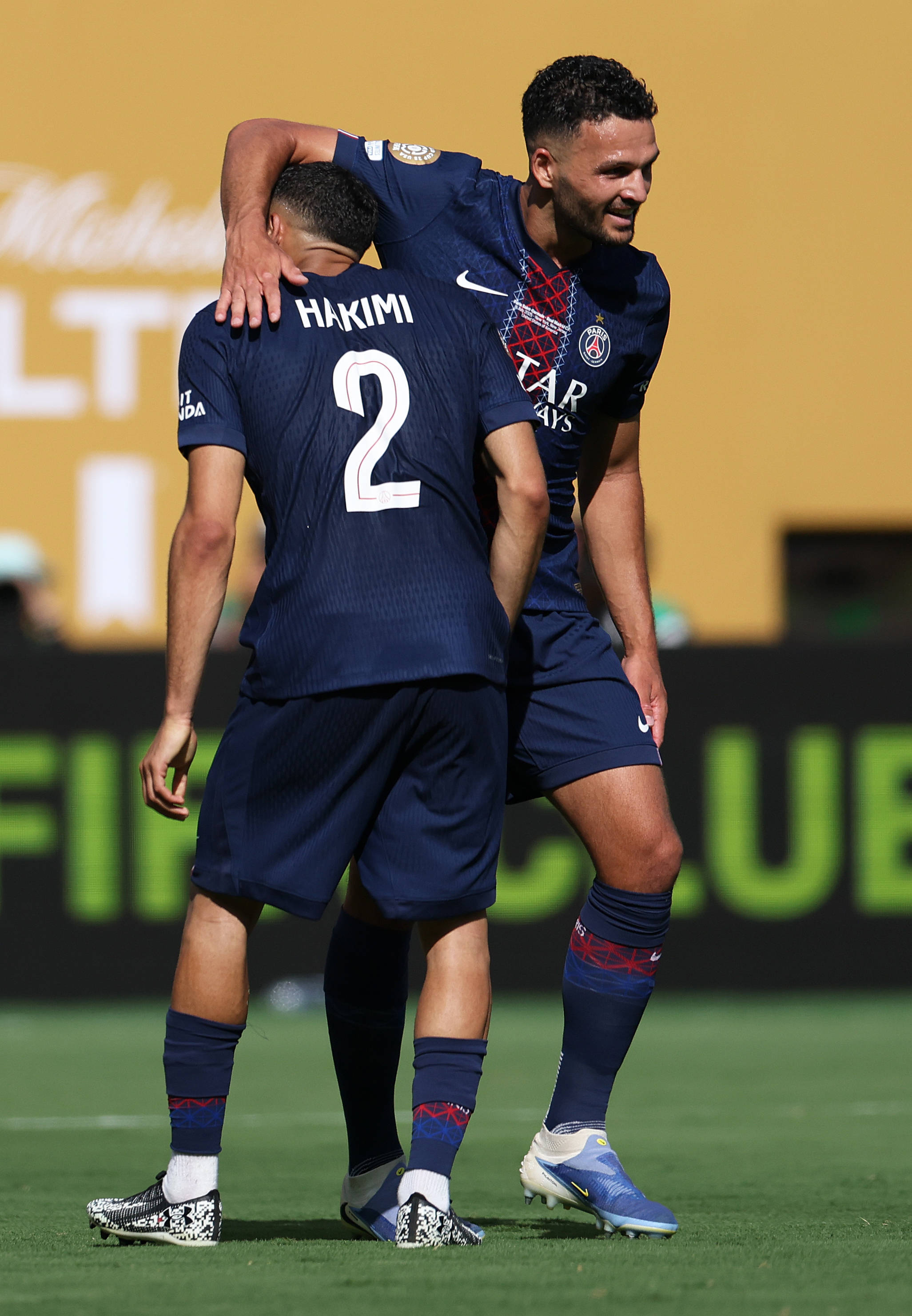 巴黎圣日耳曼新援表现出色，助球队豪取胜利的简单介绍