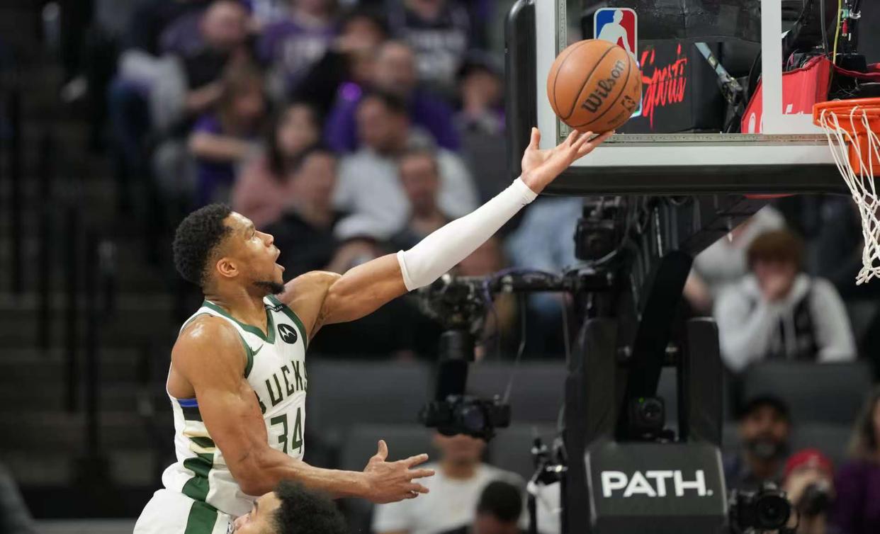 关于青岛队绝杀浙江队，布克点燃赛场的信息