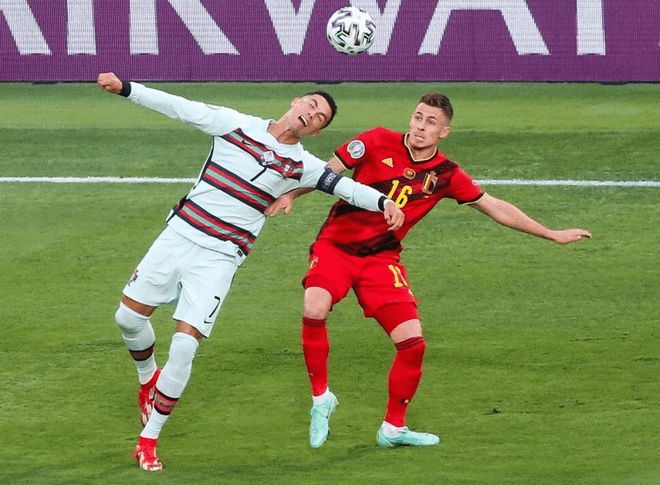 葡萄牙翻盘希腊，库尔图瓦带队取胜的简单介绍